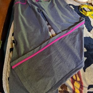 Never worn women's  active wear jogging or exercise pant